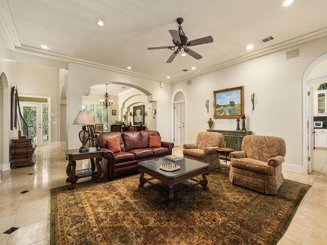 5708 Long CT, Austin, TX 78730
