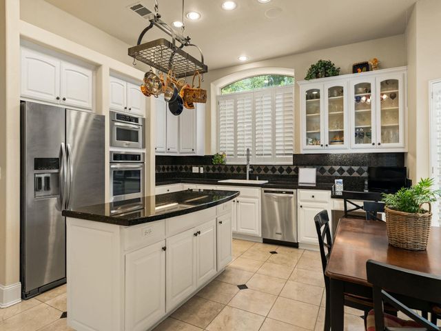 5708 Long CT, Austin, TX 78730