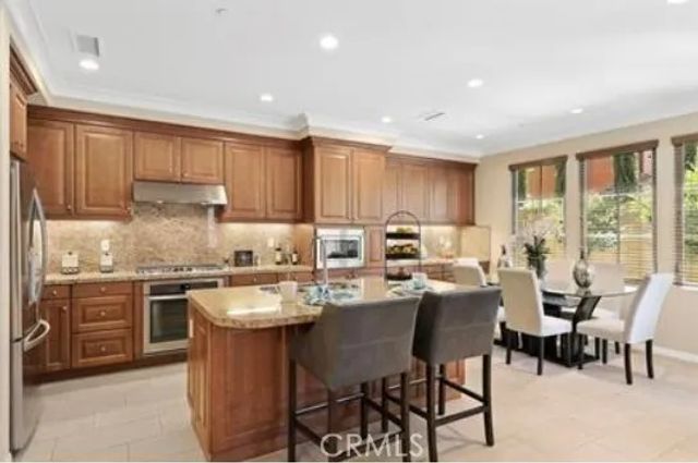 83 Bianco, Irvine, CA 92618