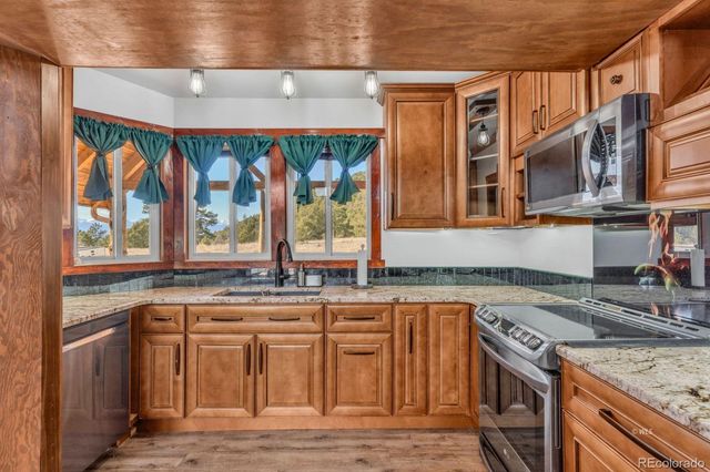 7001 County Road 255, Westcliffe, CO 81252