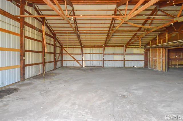 4327 Mascoutah Avenue, Mascoutah, IL 62221
