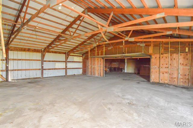 4327 Mascoutah Avenue, Mascoutah, IL 62221