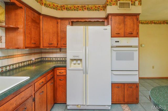 4327 Mascoutah Avenue, Mascoutah, IL 62221