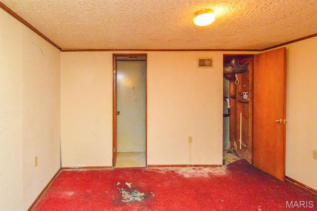 4327 Mascoutah Avenue, Mascoutah, IL 62221