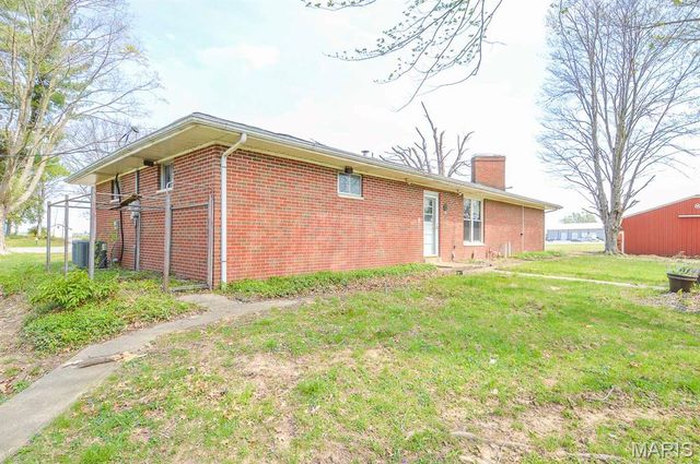 4327 Mascoutah Avenue, Mascoutah, IL 62221