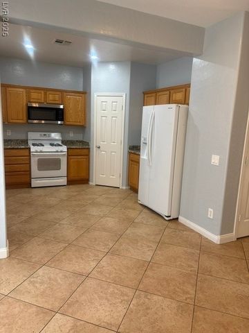 8116 Celina Hills Street, Las Vegas, NV 89131