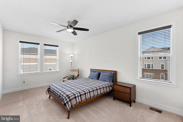 41977 PICKWICK MILL TER, Aldie, VA 20105