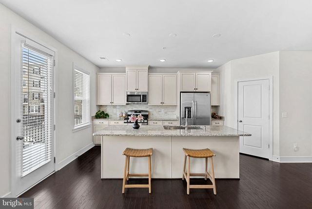 41977 PICKWICK MILL TER, Aldie, VA 20105