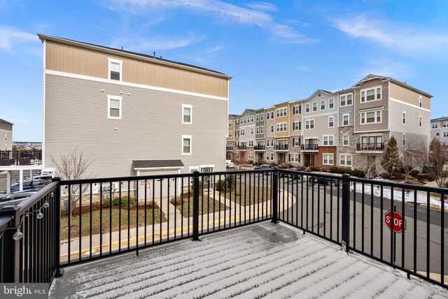 41977 PICKWICK MILL TER, Aldie, VA 20105