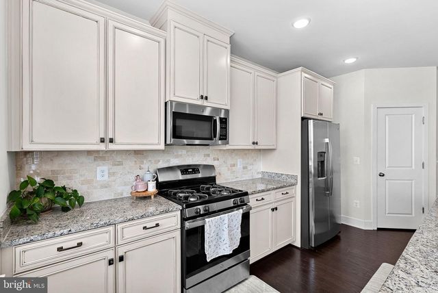 41977 PICKWICK MILL TER, Aldie, VA 20105