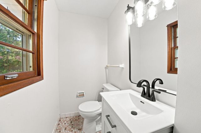 1430 Selby Avenue, Saint Paul Park, MN 55071