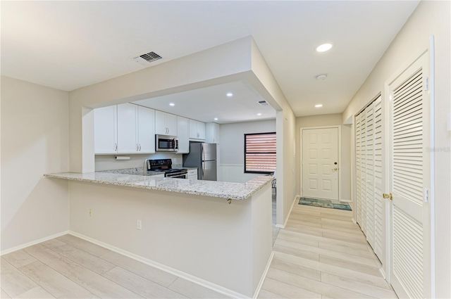 813 SPRING LAKES BOULEVARD, Bradenton, FL 34210