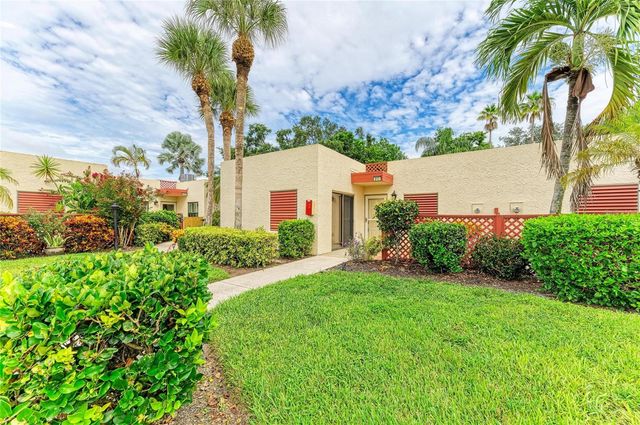 813 SPRING LAKES BOULEVARD, Bradenton, FL 34210