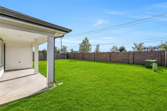 1004 Great Barracuda Lane, Alvin, TX 77511