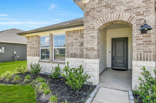 1004 Great Barracuda Lane, Alvin, TX 77511