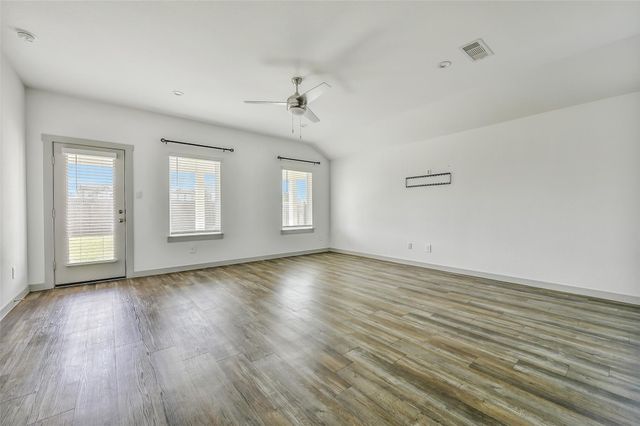 1004 Great Barracuda Lane, Alvin, TX 77511