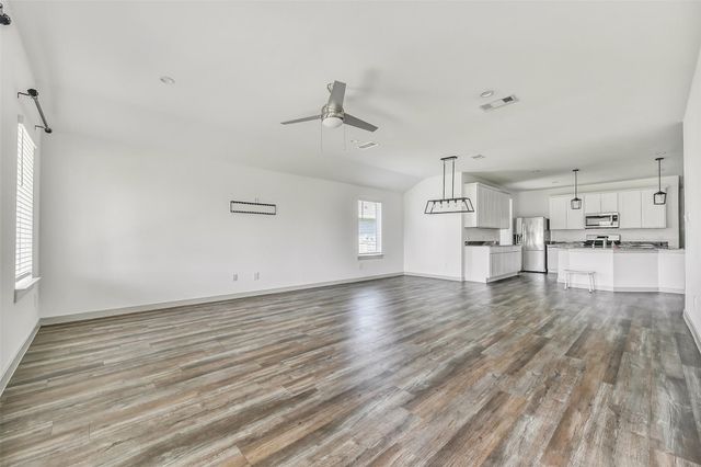 1004 Great Barracuda Lane, Alvin, TX 77511