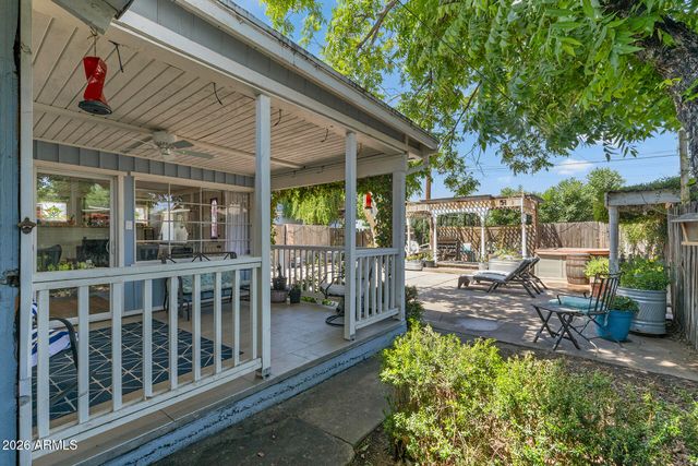 5228 N 15TH Street, Phoenix, AZ 85014