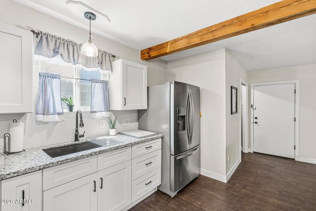 5228 N 15TH Street, Phoenix, AZ 85014