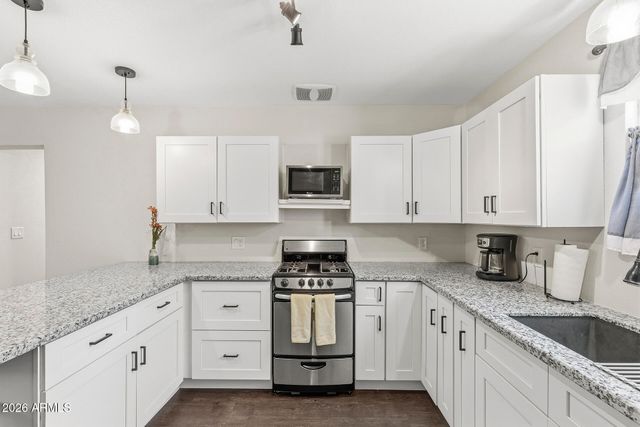 5228 N 15TH Street, Phoenix, AZ 85014