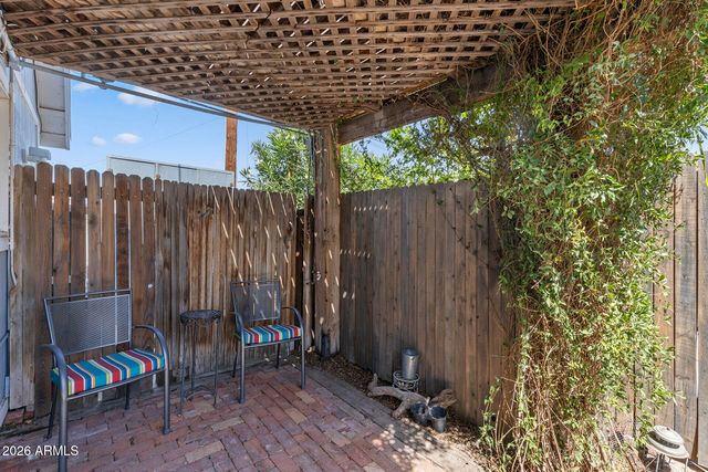 5228 N 15TH Street, Phoenix, AZ 85014