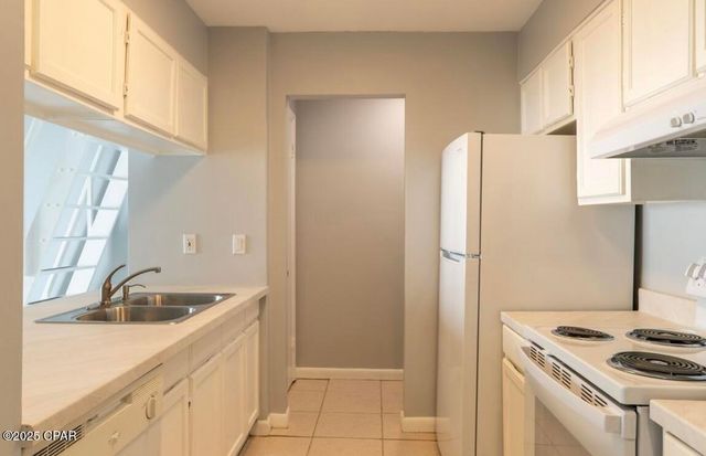 3600 Thomas Drive D302, Panama City, FL 32408