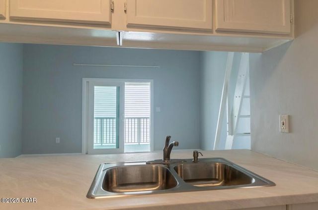 3600 Thomas Drive D302, Panama City, FL 32408