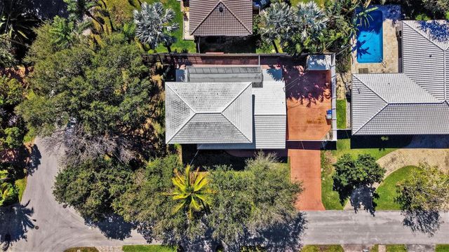 2780 SE 5th Court, Pompano Beach, FL 33062