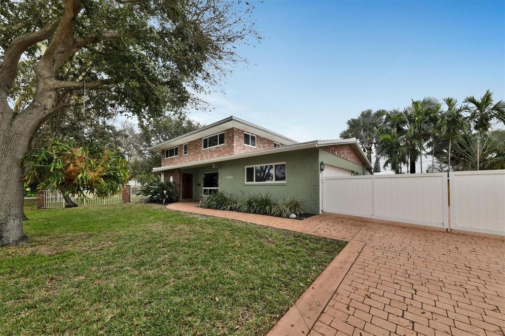 2780 SE 5th Court, Pompano Beach, FL 33062