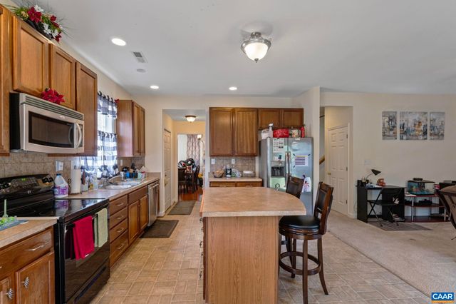 132 SAINT ANDREWS ST, Zion Crossroads, VA 22942