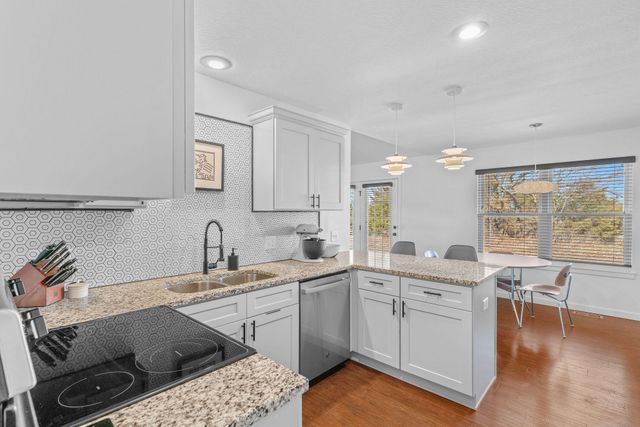 561 Fox Creek Road, Rogersville, MO 65742