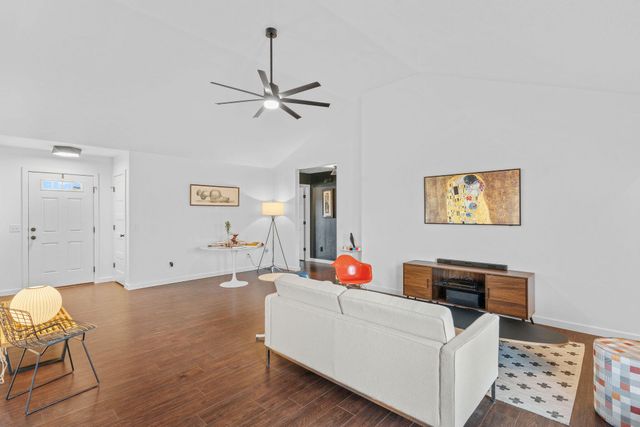 561 Fox Creek Road, Rogersville, MO 65742