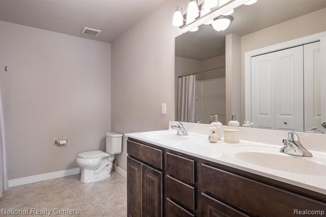 7025 Marigold Court, Grand Blanc, MI 48439