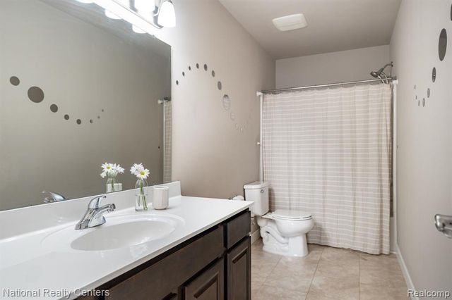 7025 Marigold Court, Grand Blanc, MI 48439