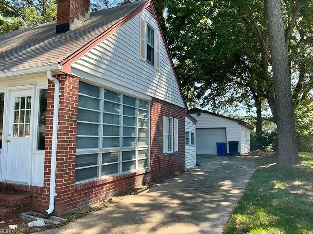 226 Mayflower RD, Portsmouth, VA 23701