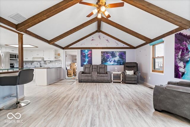 11546 N Shelby 300 W, New Palestine, IN 46163