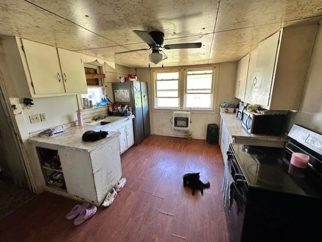 12074 S 1600 Road, Nevada, MO 64772