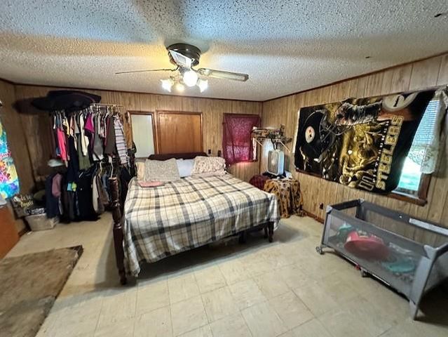 12074 S 1600 Road, Nevada, MO 64772