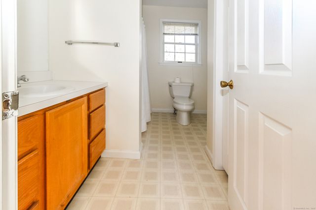 107 Benson Place, Fairfield, CT 06824