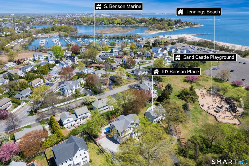 107 Benson Place, Fairfield, CT 06824