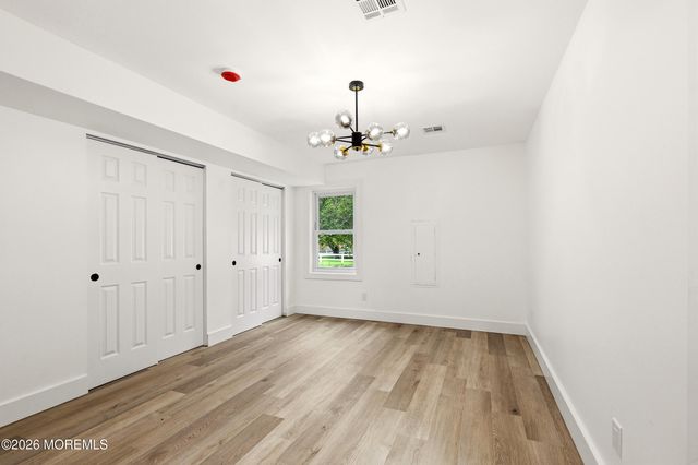 462 Champlain Street, Toms River, NJ 08757