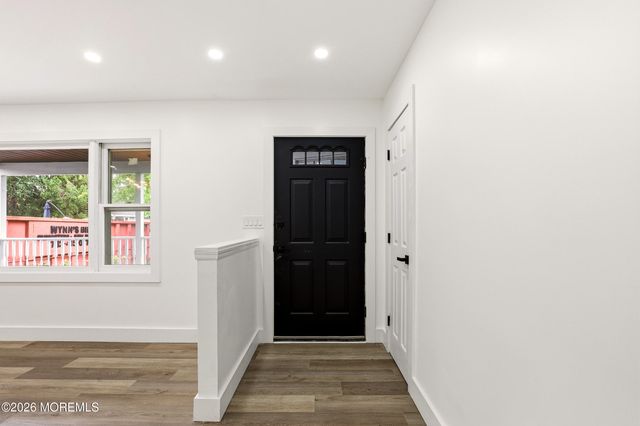 462 Champlain Street, Toms River, NJ 08757