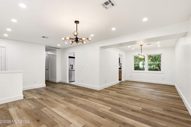 462 Champlain Street, Toms River, NJ 08757