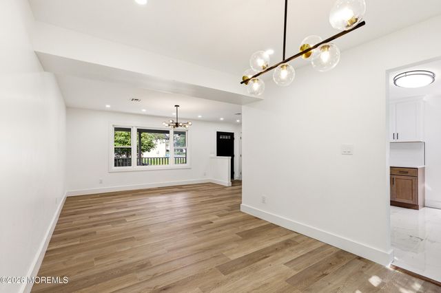 462 Champlain Street, Toms River, NJ 08757