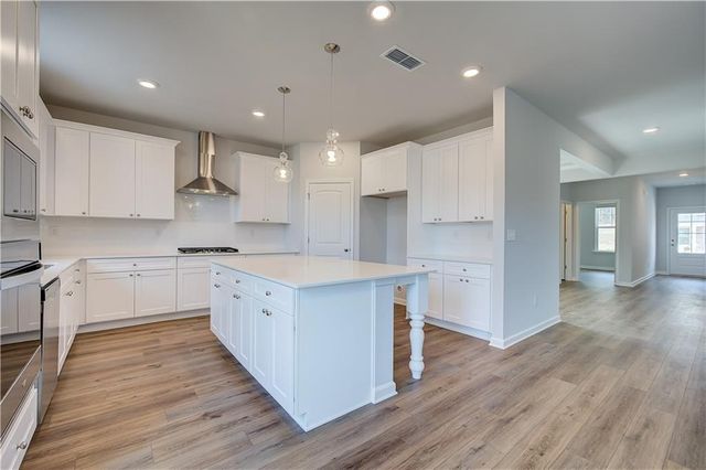2464 Dixon Place, Lawrenceville, GA 30045