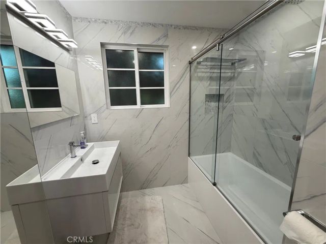 18334 San Jose, Porter Ranch, CA 91326