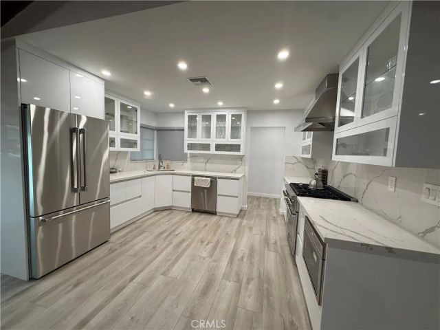 18334 San Jose, Porter Ranch, CA 91326