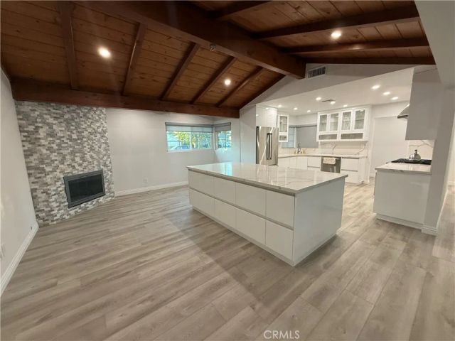 18334 San Jose, Porter Ranch, CA 91326