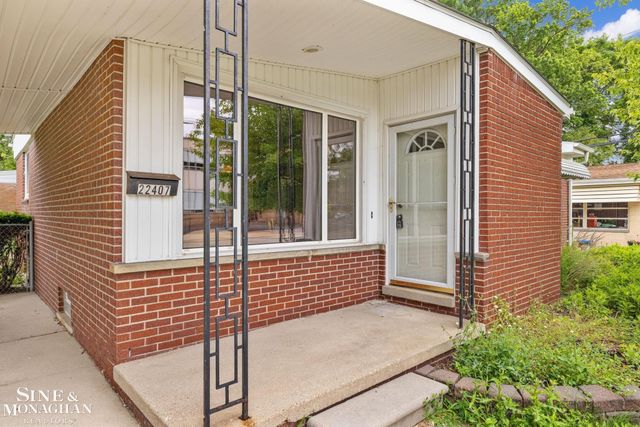 22407 Saint Joan Street, Saint Clair Shores, MI 48080