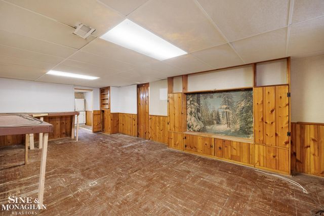 22407 Saint Joan Street, Saint Clair Shores, MI 48080